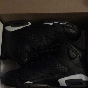 Youth boys Retro Jordan “Black Cat 6’s”
